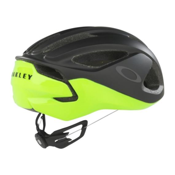 Casco Oakley ARO3